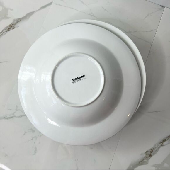 Crate & Barrel Tomato 5 Piece Pasta Serving Bowl & 4 Individual Pasta Bowls - Picture 12 of 15